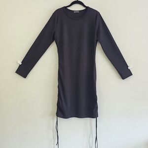 Long-Sleeve Black Bodycon Midi Dress with Adjustable Side Roughing